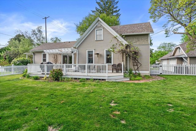 903 N Chicago AVENUE, South Milwaukee, WI 53172