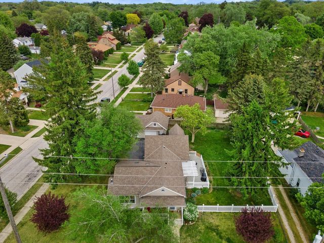 903 N Chicago AVENUE, South Milwaukee, WI 53172