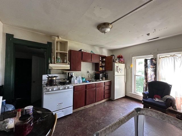 417 Center Avenue, Janesville, WI 53548