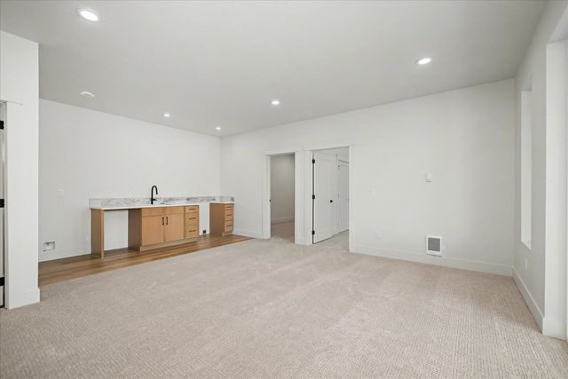 5112 S JORDAN Ln, Spokane, WA 99224