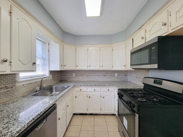 6109 Arthington Street, Houston, TX 77053