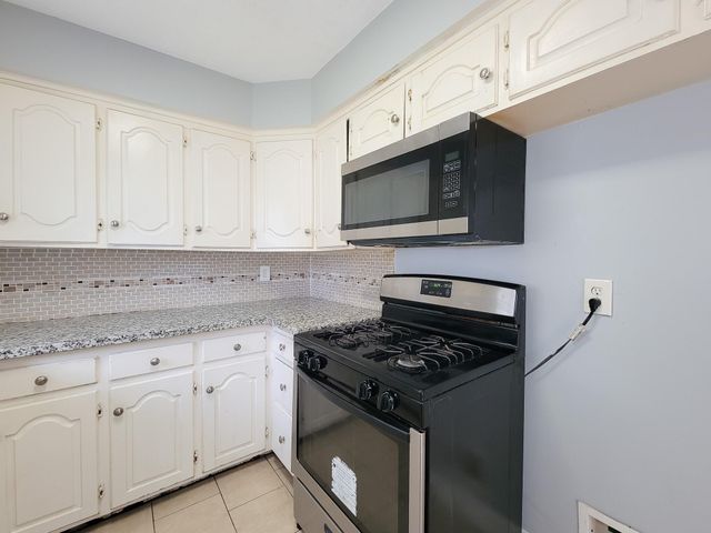 6109 Arthington Street, Houston, TX 77053