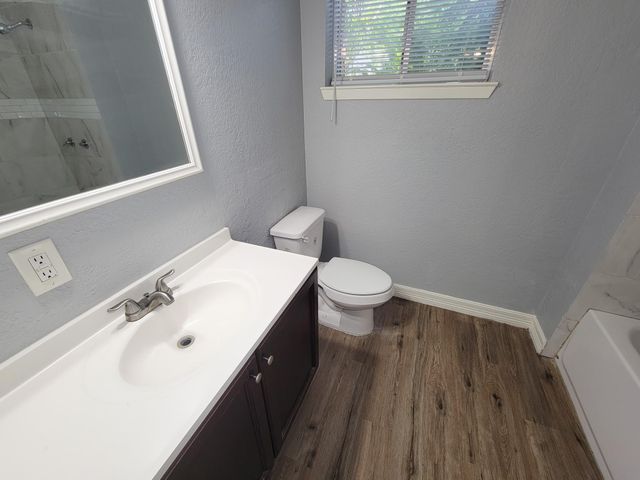 6109 Arthington Street, Houston, TX 77053