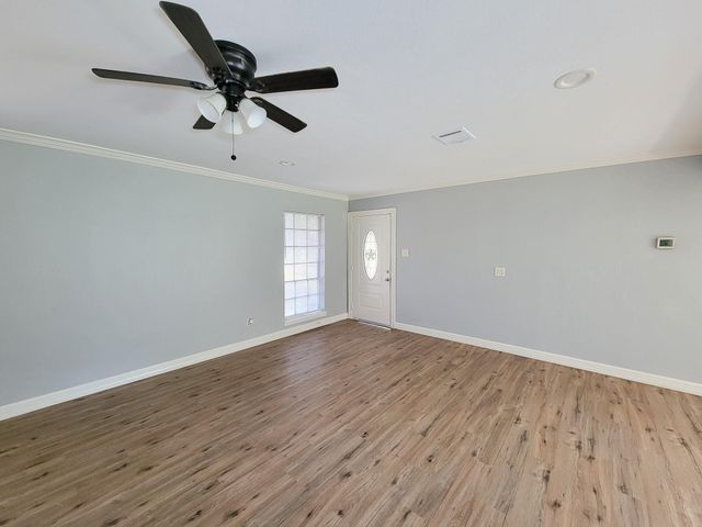 6109 Arthington Street, Houston, TX 77053