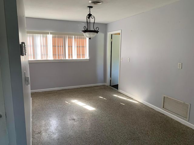363 Hosbine Street, Fort Pierce, FL 34982