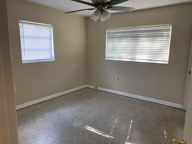 363 Hosbine Street, Fort Pierce, FL 34982
