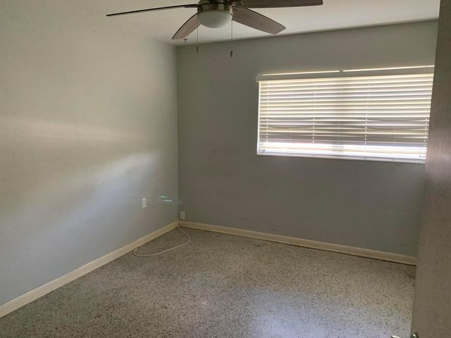 363 Hosbine Street, Fort Pierce, FL 34982