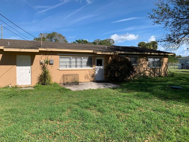 363 Hosbine Street, Fort Pierce, FL 34982