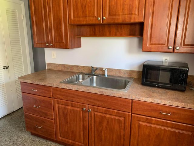 363 Hosbine Street, Fort Pierce, FL 34982
