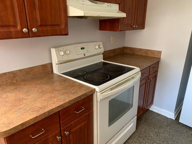363 Hosbine Street, Fort Pierce, FL 34982