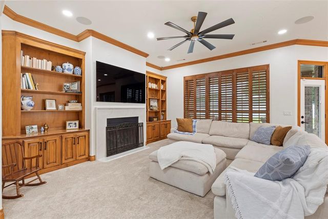 1900 Cobblestone Drive, Shawnee, OK 74804