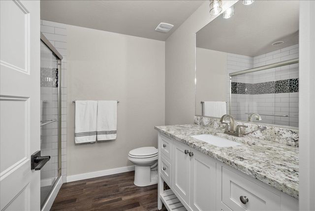2327 S Fairmont Estates Dr, Greenacres, WA 99016