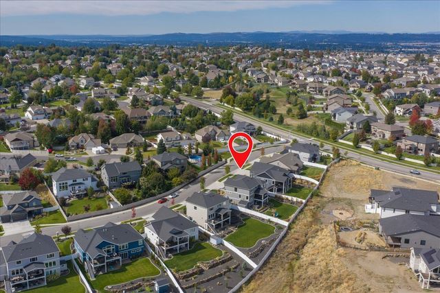 2327 S Fairmont Estates Dr, Greenacres, WA 99016