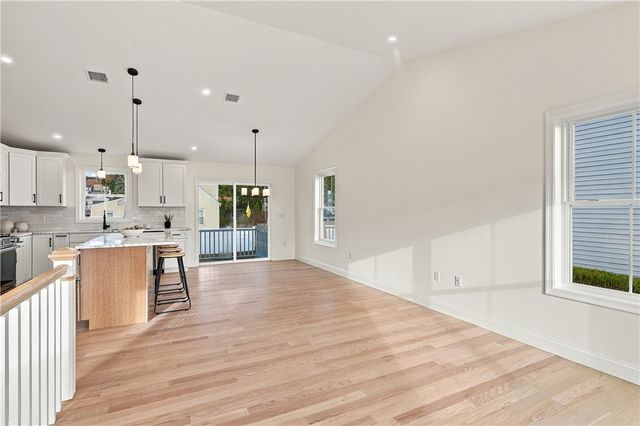 36 Vineyard Avenue, Cumberland, RI 02864