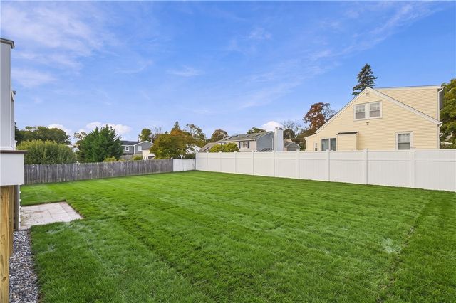 36 Vineyard Avenue, Cumberland, RI 02864