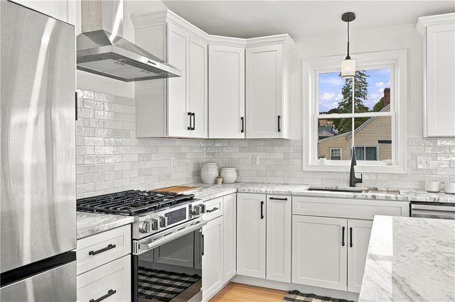 36 Vineyard Avenue, Cumberland, RI 02864