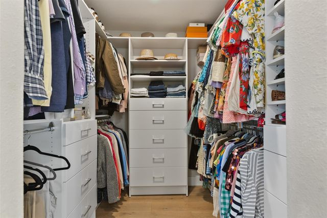 2618 S BRYANT CIRCLE, Tampa, FL 33629