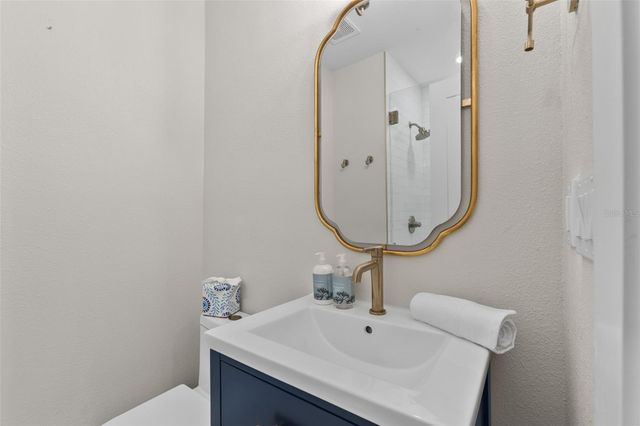 2618 S BRYANT CIRCLE, Tampa, FL 33629