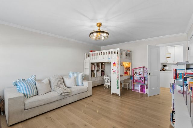 2618 S BRYANT CIRCLE, Tampa, FL 33629