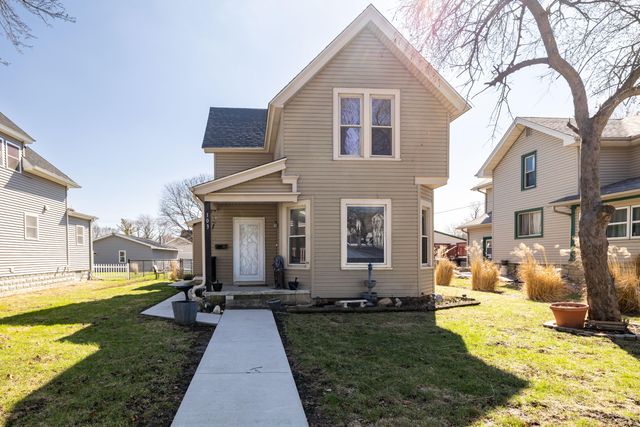 103 W Lincoln Street, Kentland, IN 47951