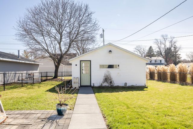 103 W Lincoln Street, Kentland, IN 47951