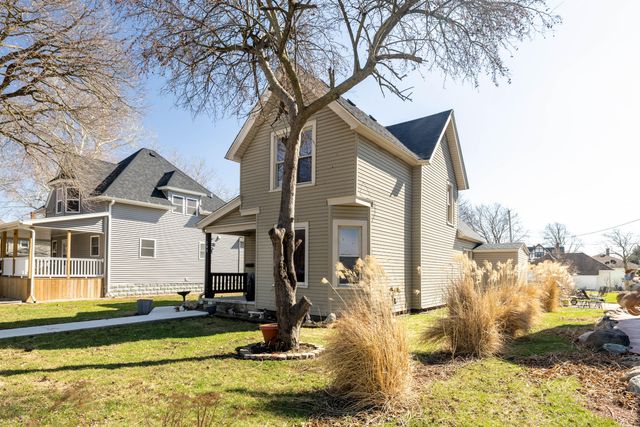 103 W Lincoln Street, Kentland, IN 47951