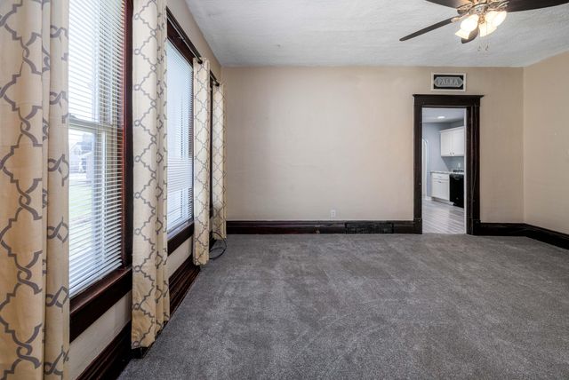 103 W Lincoln Street, Kentland, IN 47951