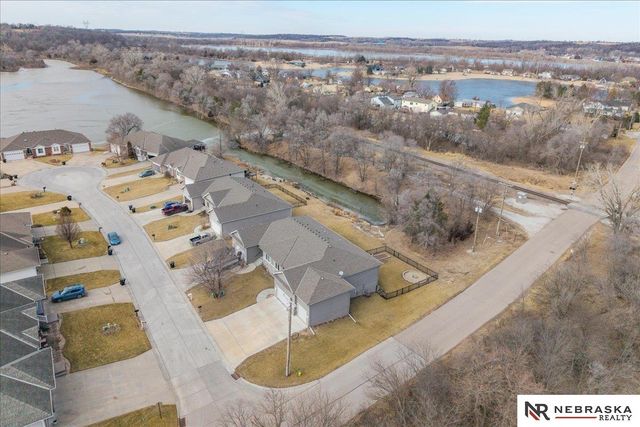 2602 Fountain Circle, Plattsmouth, NE 68048