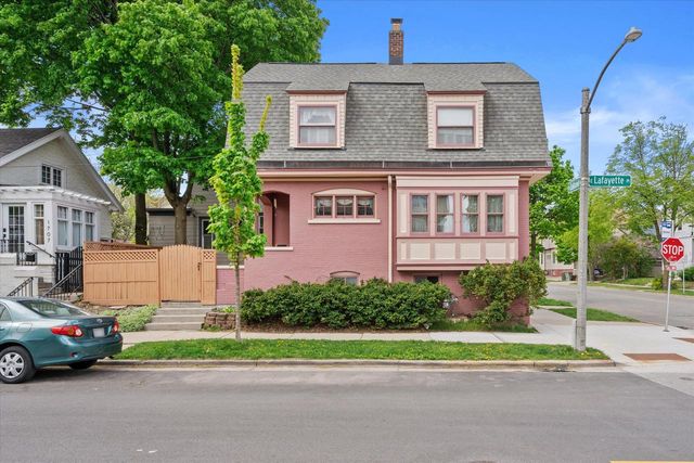 1701 E Lafayette PLACE, Milwaukee, WI 53202