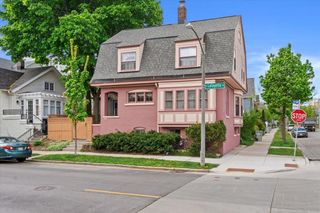 1701 E Lafayette PLACE, Milwaukee, WI 53202