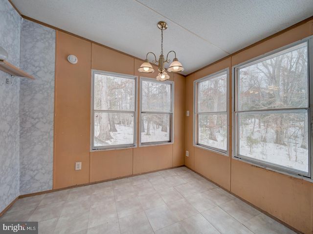 13577 COUNTYLINE CHURCH RD, Woodford, VA 22580