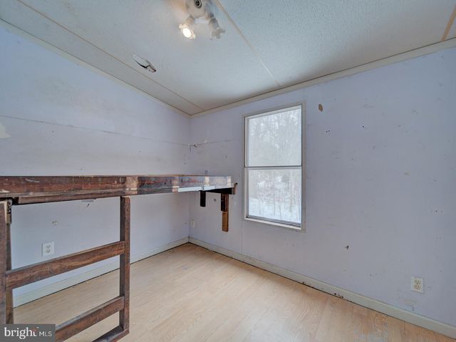 13577 COUNTYLINE CHURCH RD, Woodford, VA 22580