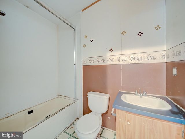 13577 COUNTYLINE CHURCH RD, Woodford, VA 22580