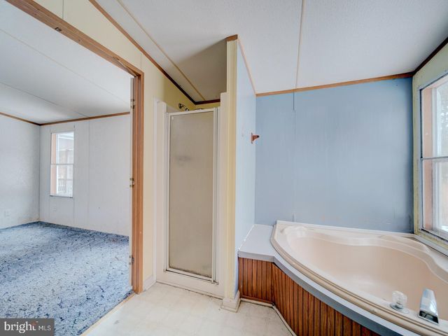 13577 COUNTYLINE CHURCH RD, Woodford, VA 22580