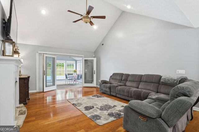 358 Youngs Farm Road, Cedartown, GA 30125