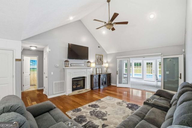 358 Youngs Farm Road, Cedartown, GA 30125