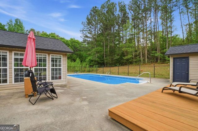 358 Youngs Farm Road, Cedartown, GA 30125