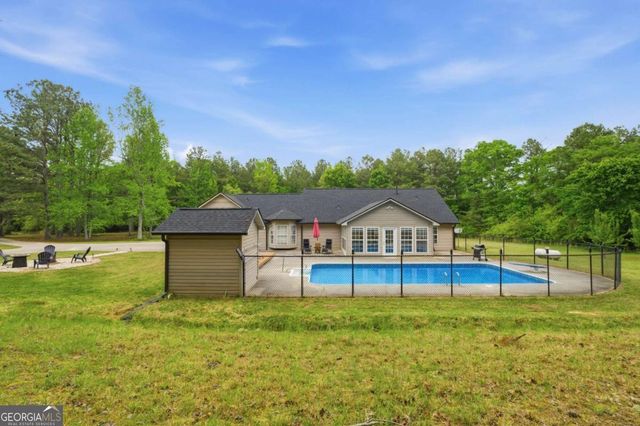 358 Youngs Farm Road, Cedartown, GA 30125