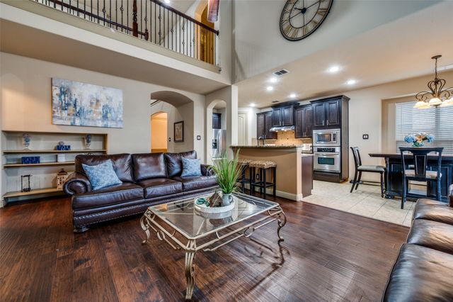 312 Gentle Creek Drive, Mckinney, TX 75072