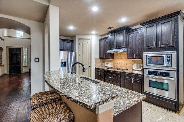 312 Gentle Creek Drive, Mckinney, TX 75072