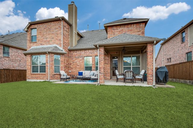 312 Gentle Creek Drive, Mckinney, TX 75072