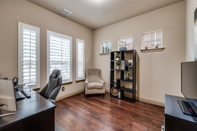 312 Gentle Creek Drive, Mckinney, TX 75072