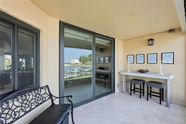 1060 PINELLAS BAYWAY S 204, Tierra Verde, FL 33715