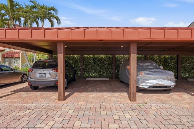 1060 PINELLAS BAYWAY S 204, Tierra Verde, FL 33715