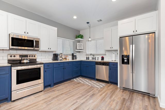 3 Kansas Drive, Monkey Island, OK 74331