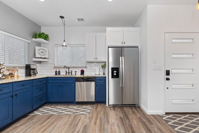 3 Kansas Drive, Monkey Island, OK 74331