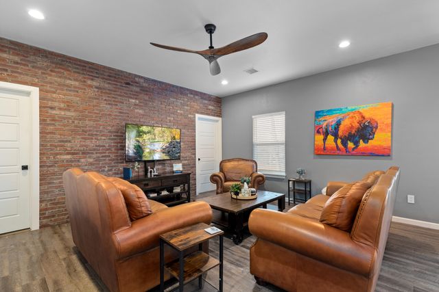 3 Kansas Drive, Monkey Island, OK 74331