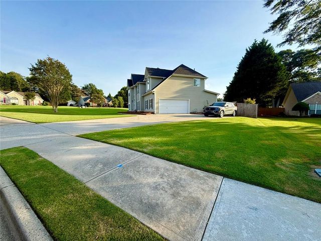 2701 Wynter Snow Run, Bethlehem, GA 30620