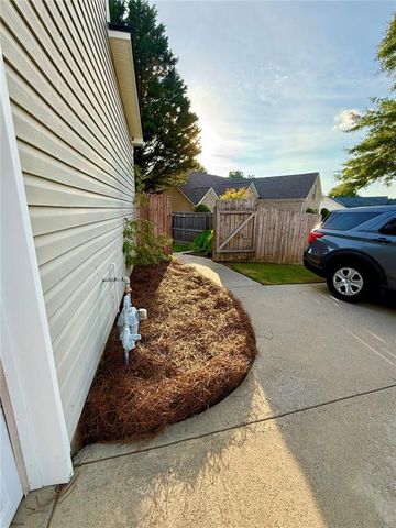 2701 Wynter Snow Run, Bethlehem, GA 30620