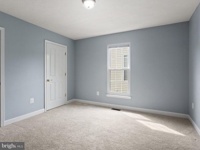 2417 KEMPER RD, Crofton, MD 21114